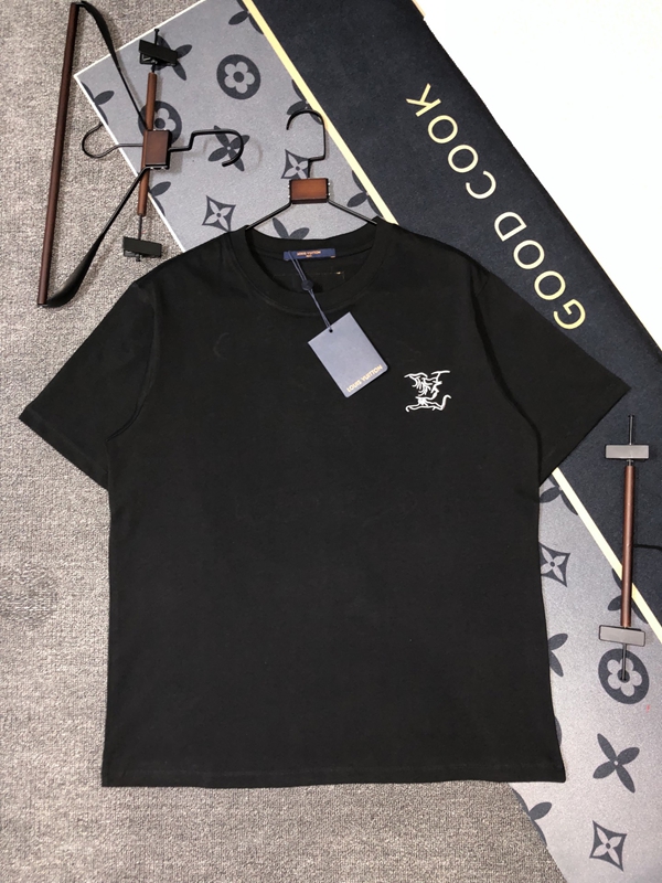 ブランドTシャツ正面デザイン